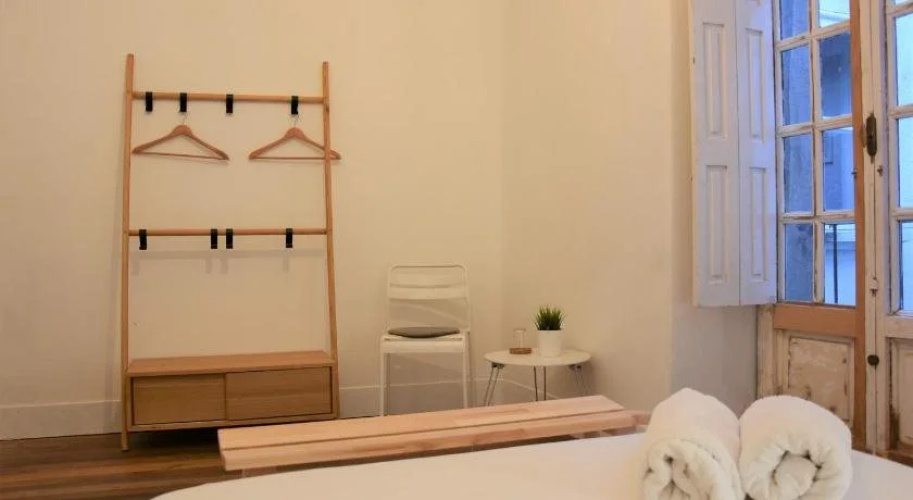 APT Slow City Hostel