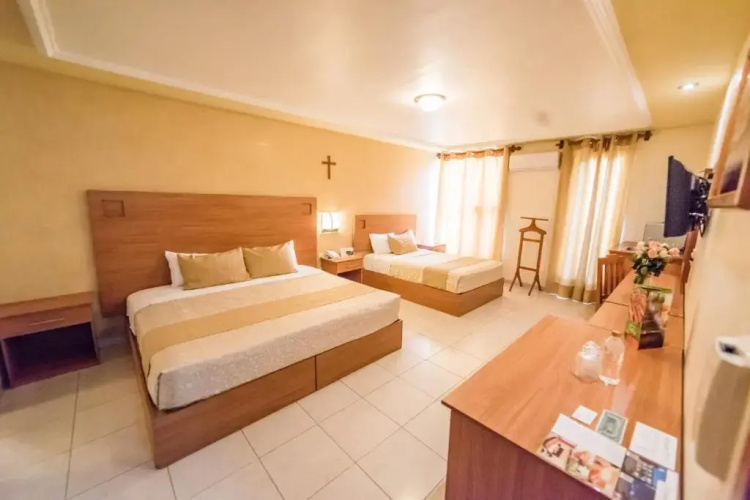 Hotel Elizabeth Central