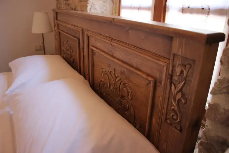 4 Rooms Hotel
