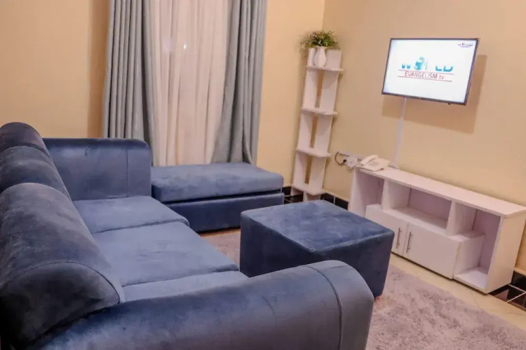 Dayo Suites