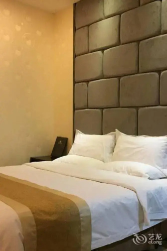 Seine River Leisure Hotel