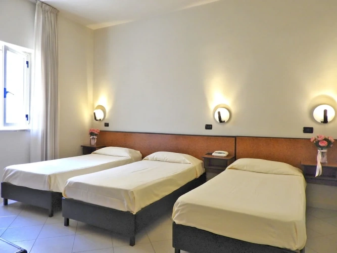 Standard Quadruple room with balcony