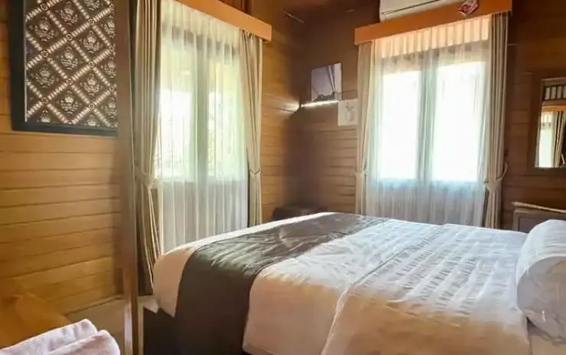 Tomohon Private Pool Villa Batu