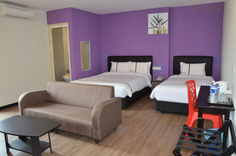 Riverview Hotel