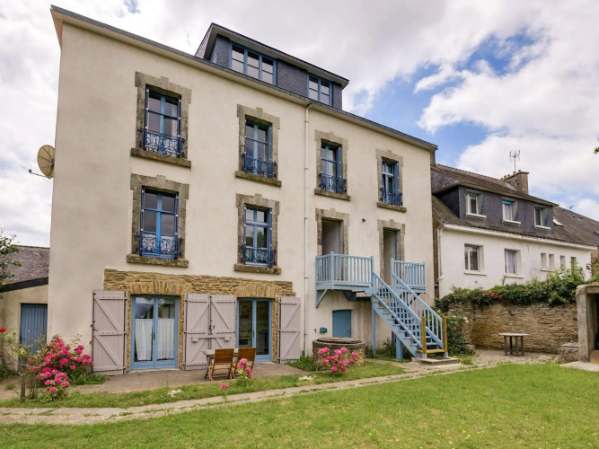 Apartment is Approx. 100 Metres From the Atlantic