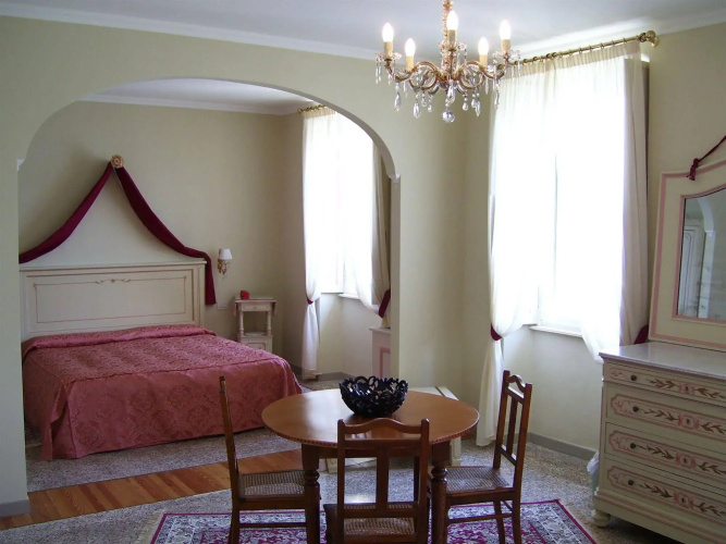 Villa La Mirabella