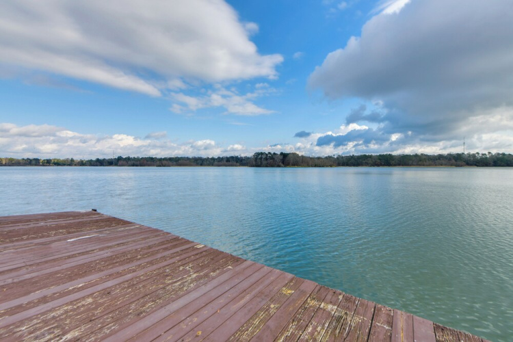 Private Dock & Hot Tub: Lakefront Eufaula Escape