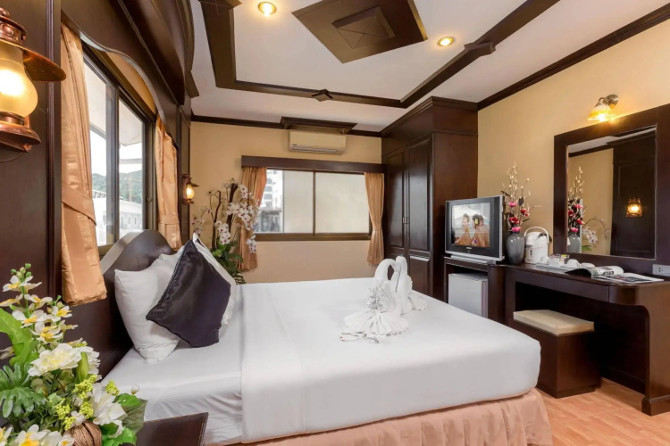 Chang Club Hotel