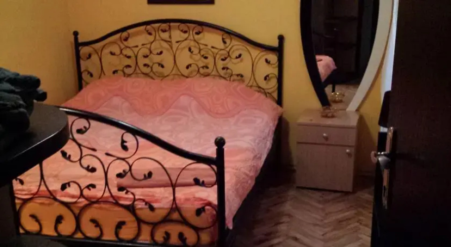 Apartment Hedonist