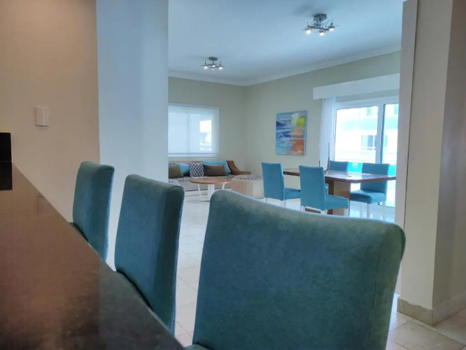 Chic Beachfront Apartment - Private Beach Access
