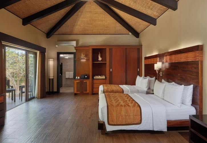 Bungalow with balcony