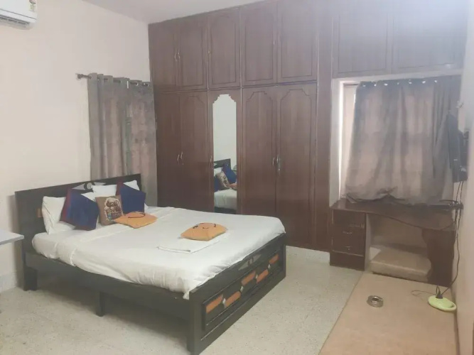 Akshatha Home Stay