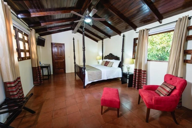 Deluxe Double Suite