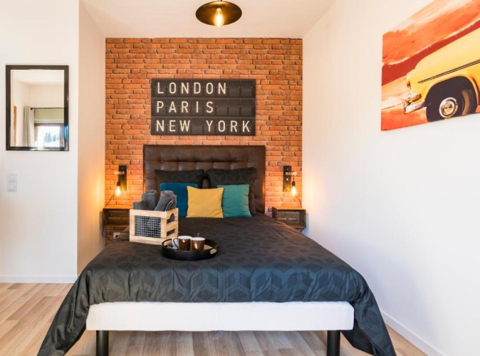 1 Bedroom Apartment