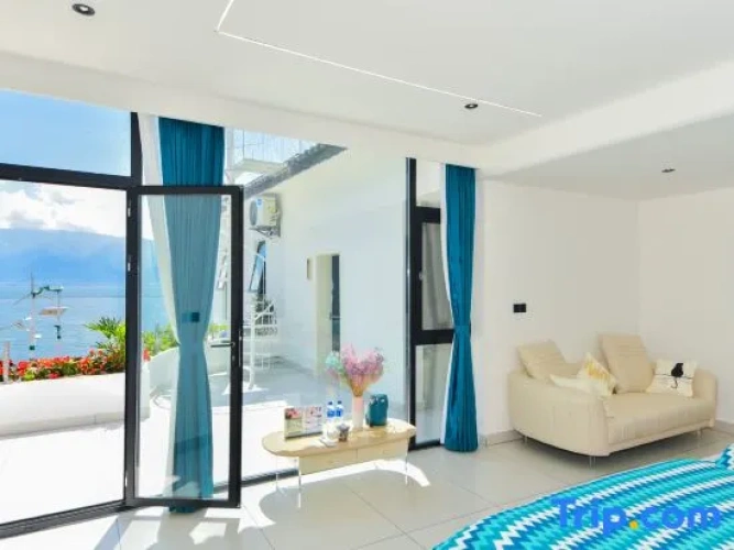 Luxury Twin room with ocean view