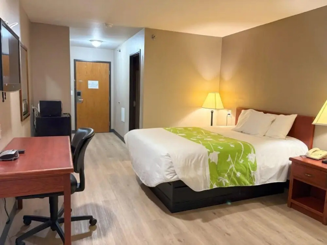 Larned Inn & Suites