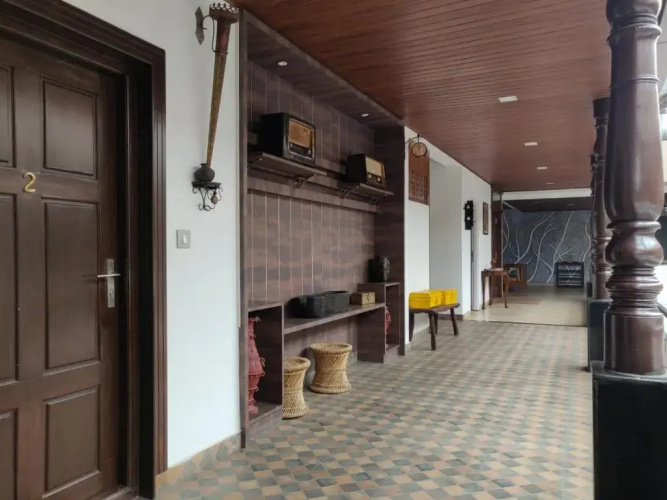Mudra midtown rooms and suites