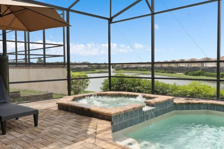 Super Wow- 8bdr-6bas Sick Lake Views