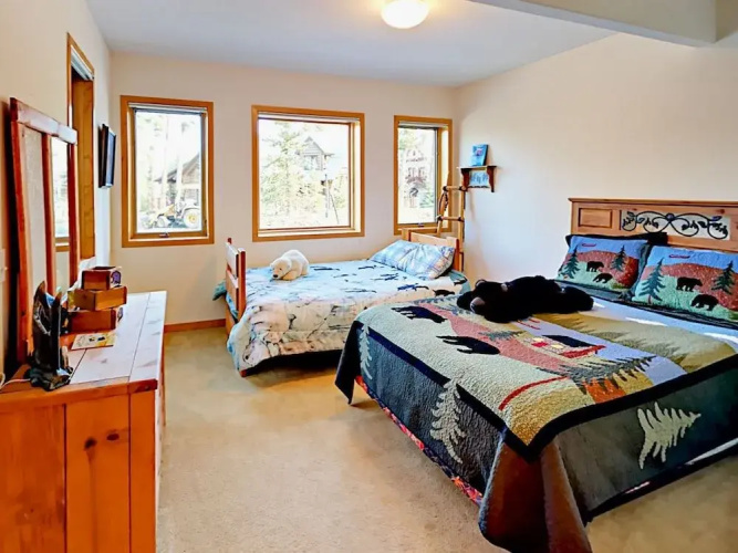 77 Boulder Circle Home