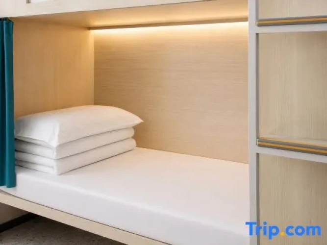 Bed in Dorm (female dorm)