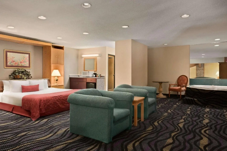 Double Suite