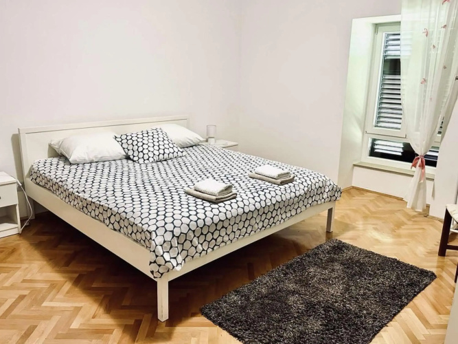 Luxury apartment Ivone