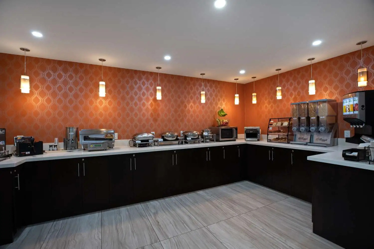 Best Western Plus Executive Inn photo 38