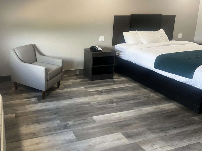 Motel 6 Brenham, TX