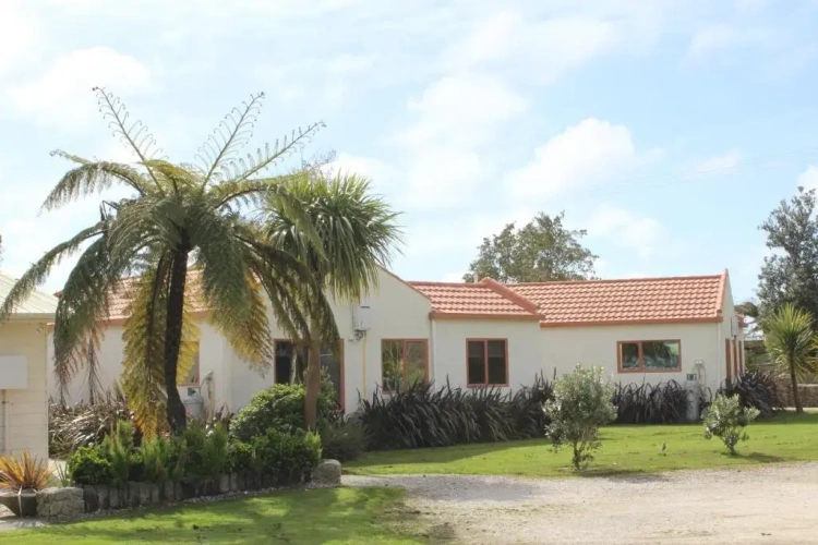 2 Bedrooms Cottage