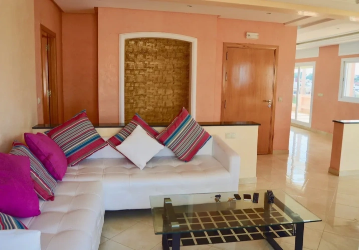 2 Bedrooms Standard Penthouse room with harbour view
