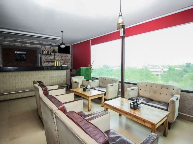 Hotel White Lily