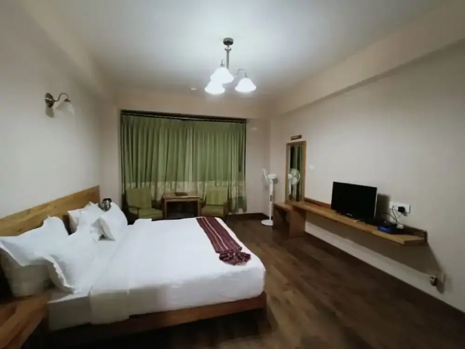 Hotel 100 Petals