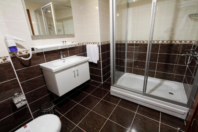 Classic Triple room with view
