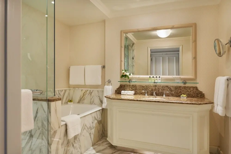 Premium Quadruple room