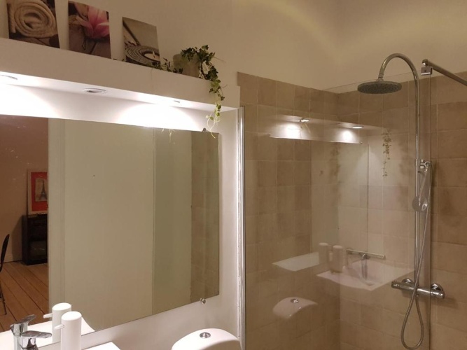 3 Bedrooms Apartment