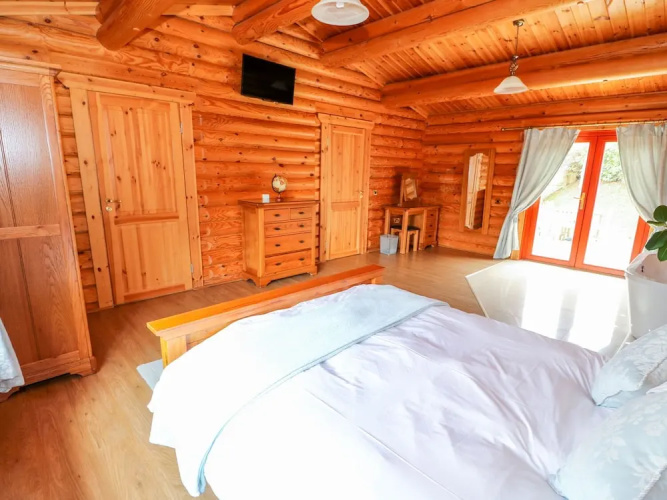 Cedar Lodge
