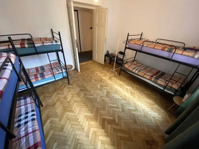 Hostel Uno
