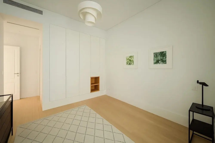 2bed flat with Balcony in Central Lisbon