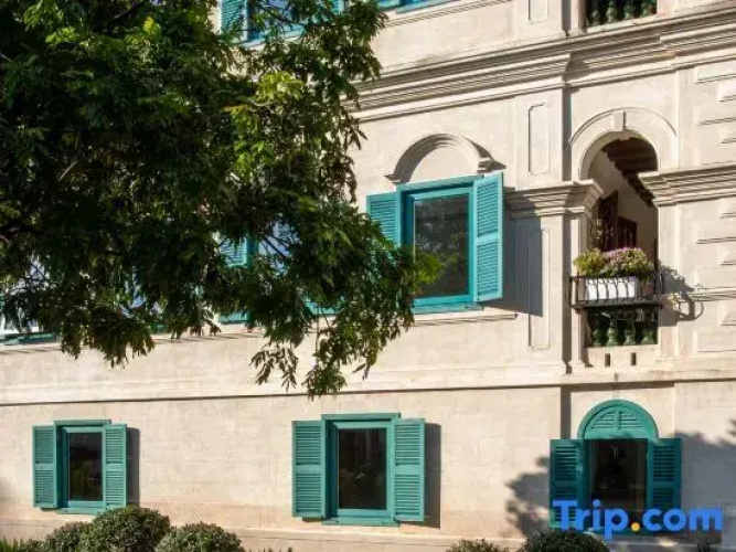 HUANGYAN 36 Hotel