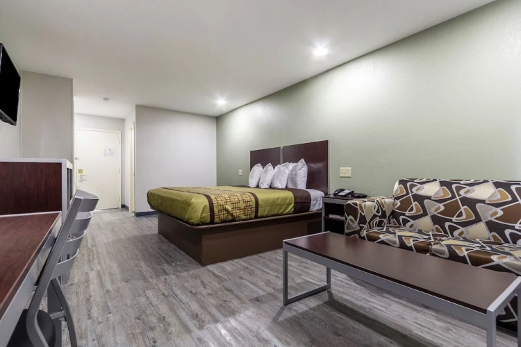 Deluxe Double Suite