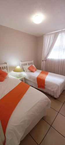 Margate Boulevard Spacious Apartment