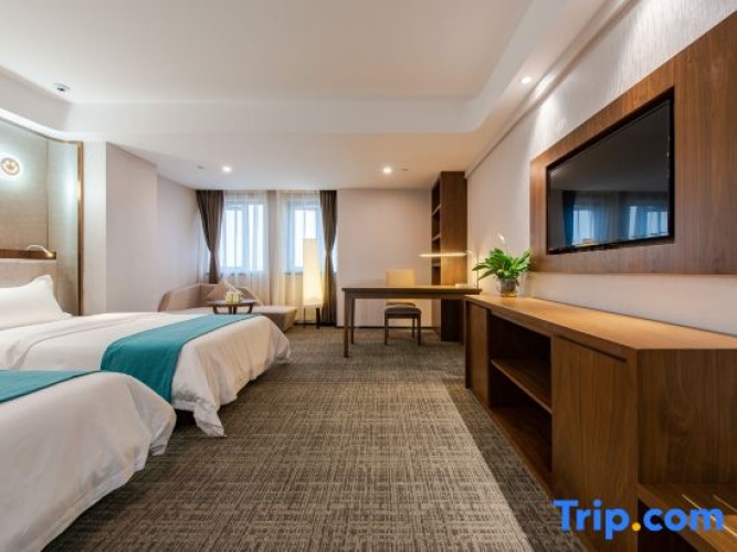 Premier Twin room