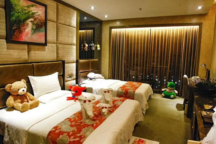 Kun Ming Shengshi Qianhe Hotel
