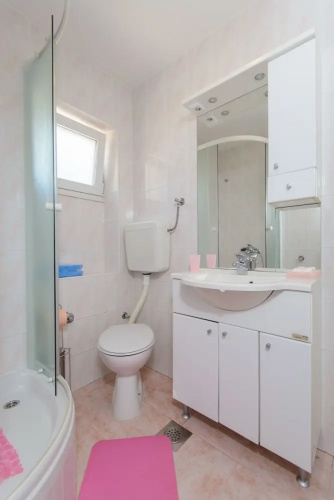 House Mirjana