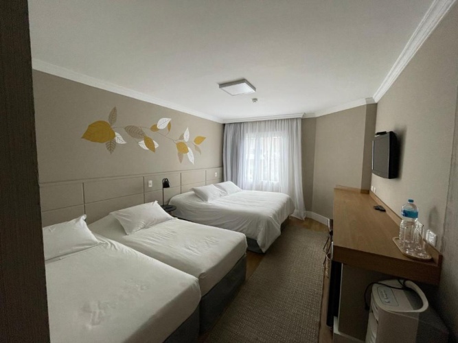 Deluxe Quadruple room