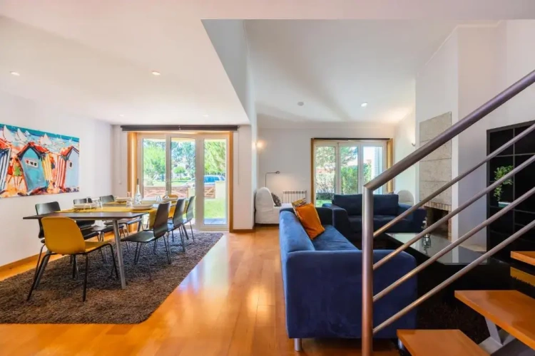 3 Bedrooms Villa