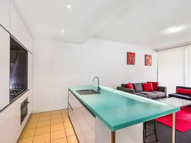 Miro Apartments