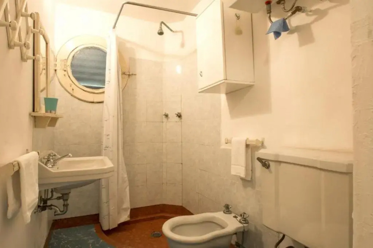 ALTIDO Charming House for 5 with Private Parking and Shared Pool