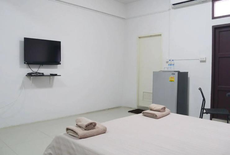 Baan Mai Guest House