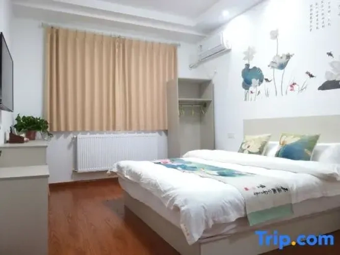 Bed in Dorm